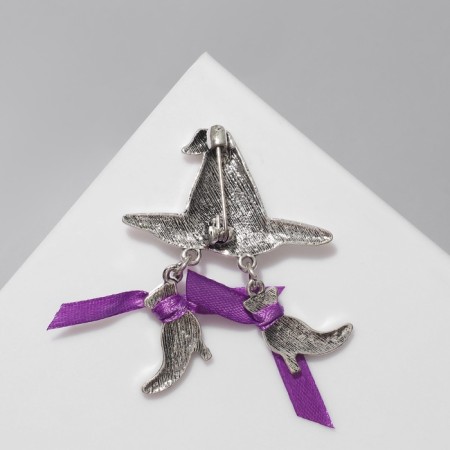 Brooch "Hat" with shoes, colored in black silver-3