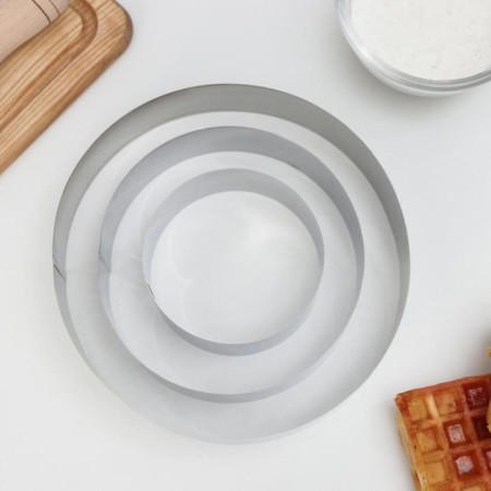 A set of baking forms "Circle", 3 pcs, d = 10, 15, 20 cm, height 4.5 cm, chrome color-2