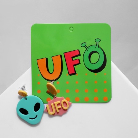 Acrylic Ufo Earrings Alien, Colored in Silver-2