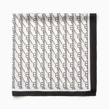 Women's scarf minku 70*70 cm, milk-2