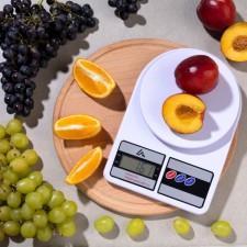 Kitchen Libra Luazon LVK-704, electronic, up to 7 kg, white