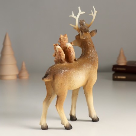 Souvenir Polystone "Deer with animals" 15x6x19.5 cm-2