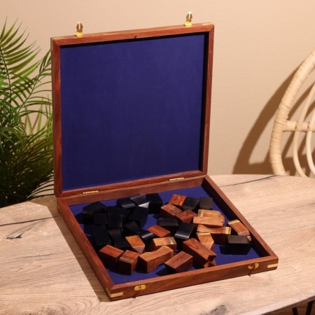 Folding chess, board 35x35 cm, shisham tree-2