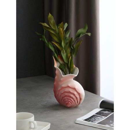 The table is a "shell 4", pink. Mix-7