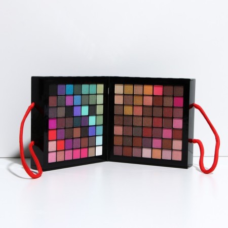 Professional set for makeup (shadows for the eyelids and eyebrows, shine, corrector, blush)-9