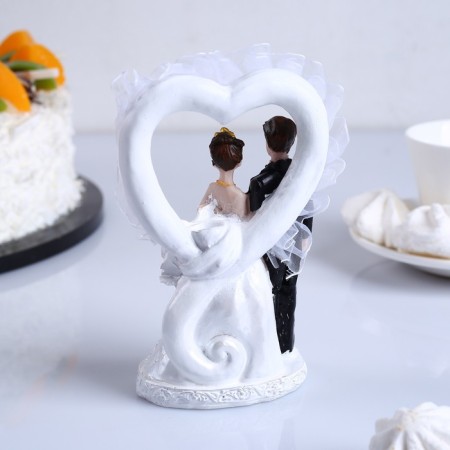 Figure in cake 15 cm, mix-1