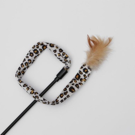 Textile teaser with feathers-3