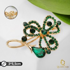 Brooch 