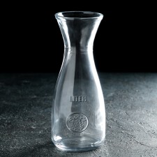 Glass decanter 