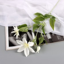Artificial flowers 