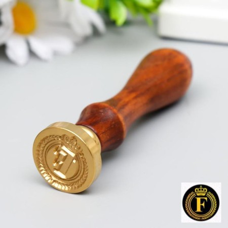 Printing for wax with a wooden handle "Crown with the letter F" 9x2.5x2.5 cm
