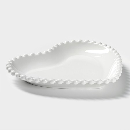 Ceramic “Heart” plate, 16.5 × 15.5 cm, white color-1