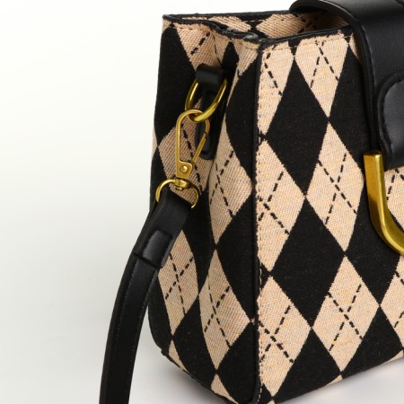 Cross-bodi with zipper, long belt, black color-4