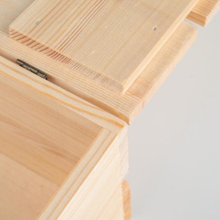 Wooden box 35 × 23 × 13 cm Gift with a sheet cover on loops with a lock-3