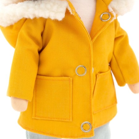 Lilu soft doll "in a mustard -colored park", 32 cm-4