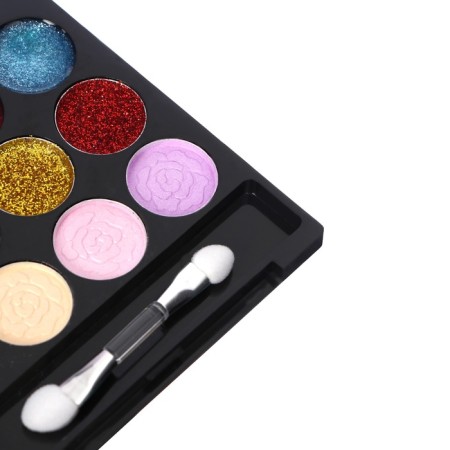 Cosmetics set for girls: shadows, shine, applicator-3
