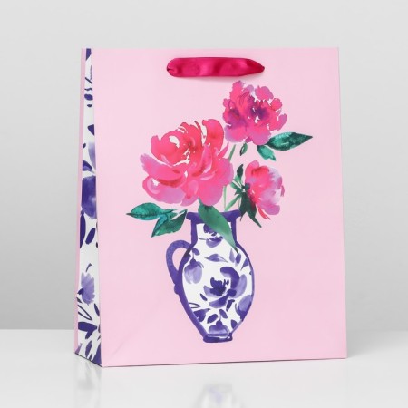 Gift package "Provocation of Beauty", 26 x 32 x 12 cm