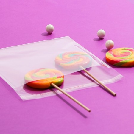 BOPP package with an adhesive valve 16 x 16/4 cm, 25 μm-4