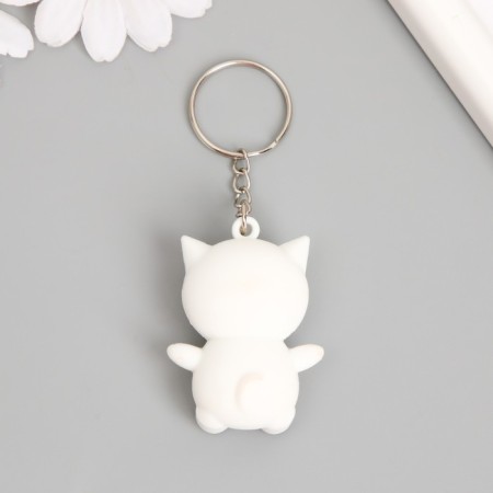 Trick Rubber "Cat in a butterfly" mix 4x3x1.5 cm-3