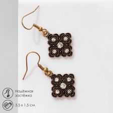Romb earrings mini, white color in black gold