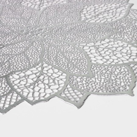 Set of serving napkins on the table “Flower”, 4 pcs, 43 × 43 cm, silver color-3