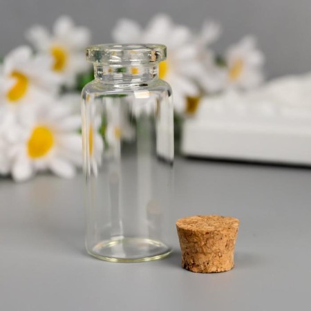 Decor for creativity Glass "A bottle with a cork" 5x2x2 cm-1