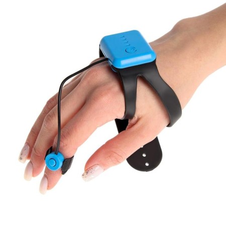 Hyper Skidding car with gestures control, red color-1