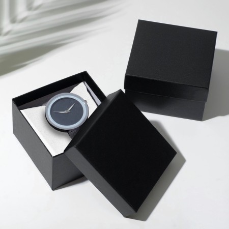 Gift box for the clock "Minimal", 9 × 9 (the size of the useful part is 8.3 × 8.3cm), the color is black-1