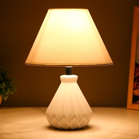 Desk lamp 1860/1wt e14 40W white 25x25x35 cm Risalux-2