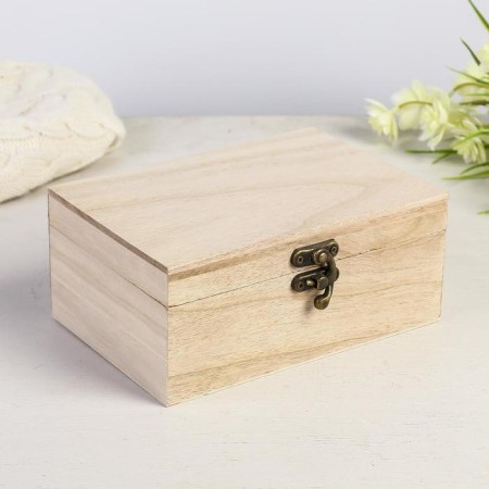 Casket for painting "Cache" 17x12x7.5 cm