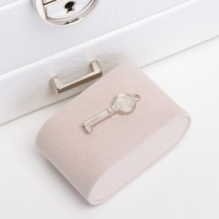 Casket to the leatherette for jewelry "Cabrine" white 30.5x20x13.5 cm-3