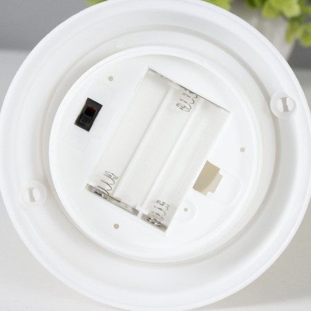 Spinker "candle on the candlestick" LED from batteries 3haaa white 11x11x25 cm Risalux-5