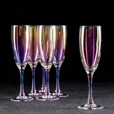 A set of glasses for champagne 