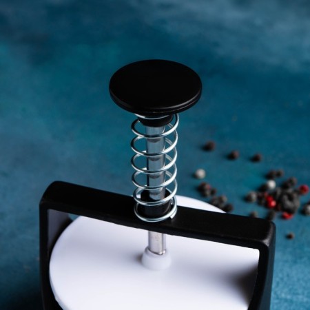 Press for burgers, the diameter of the working part is 9.2 cm-5