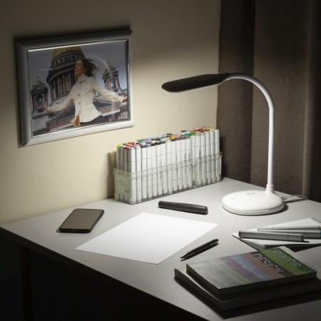 NLED-477-8W-W-white desktop-8