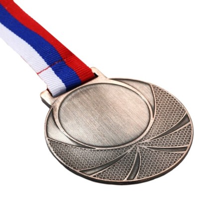 Medal for applying 003 diam 6.5 cm. The color of bronze. With a ribbon-3