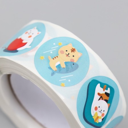 Sticker Paper "Benefits of cats" d = 2.5 cm 500 pcs in a roll 3x6.5x6.5 cm-2