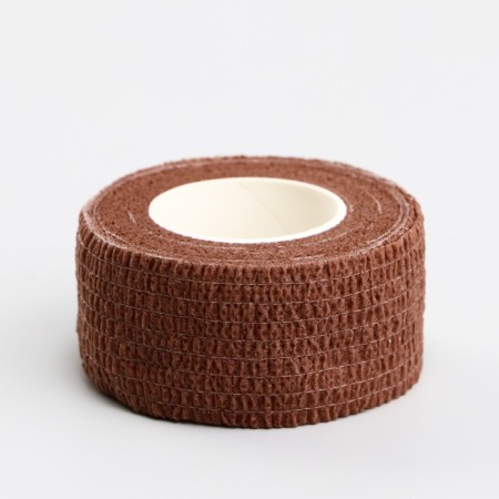 The bandage is self -fixed with a bitter impregnation, 2.5 cm, max. Extensibility 4.5 m, brown-1