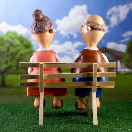 Garden figure "Grandma with a grandfather" on a bench 22x48x54cm-5