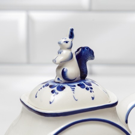 Teapot "Squirrel", Gzhel-3