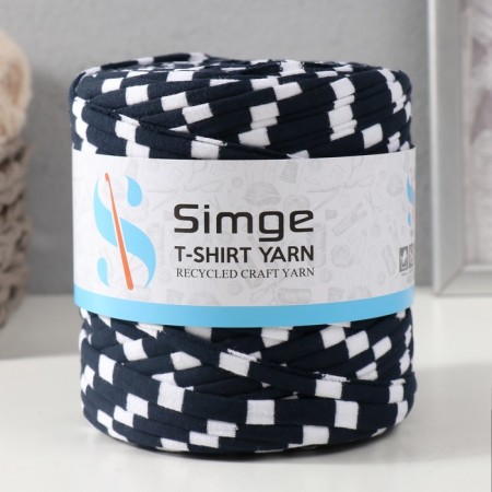 Knitted yarn secondary 90% cotton, 10% p/e, 100m/450 ± 50 g (white-black striped)