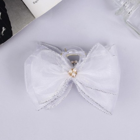 Hair crab "Schoolgirl" 12x9 cm, white with bead