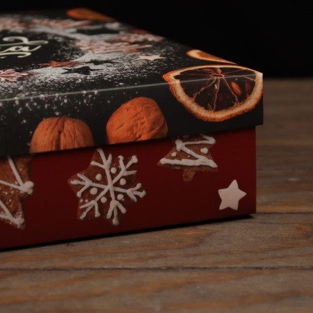 The box is folding, the lid is "believe in miracles" 30 x 30 x 8 cm-2