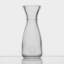 Glass decanter 