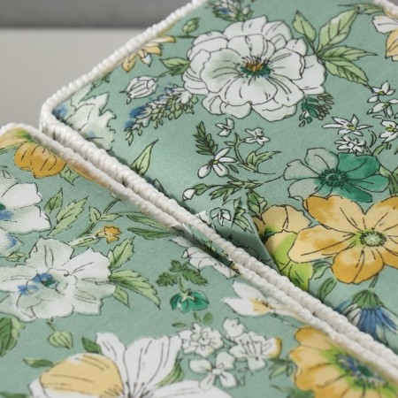 Casket for needlework "Green Flower Polyanka" 19x26x14.5 cm-1