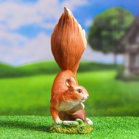 Garden figure "Squirrel on a large nut" 30x17x12cm-1