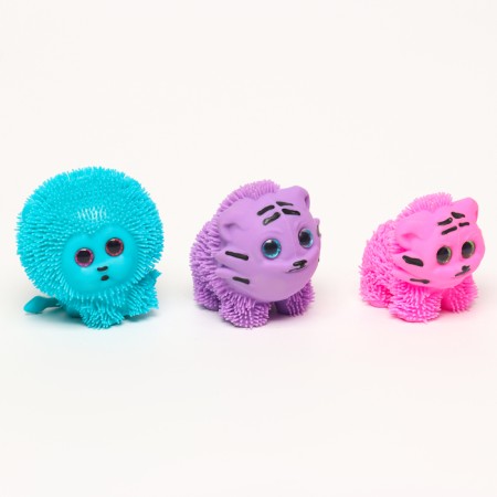 Bloody rubber hornet of light "animals", MIX color, in showbox-1