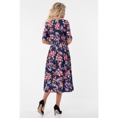 Women's dress, size 44-7