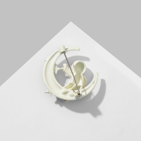 Brooch "Cosmonaut" on the moon, black and white color-2