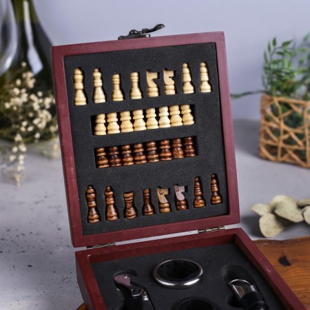 Gift set for wine with chess "Congratulations"-6